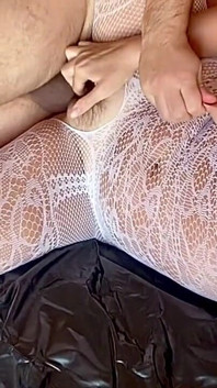 Harige anale spuitorgasme in zelfgemaakte porno. Deel 2