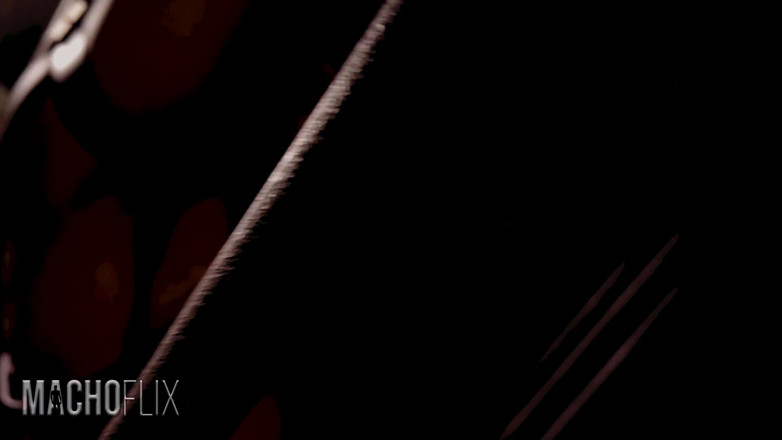 MACHOFLIX: Хтивий в'язень