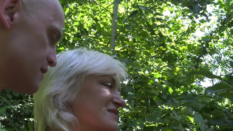 HPG Production: 거유 프랑스 자지를 빨아주는 오지는 금발 밀프 5200