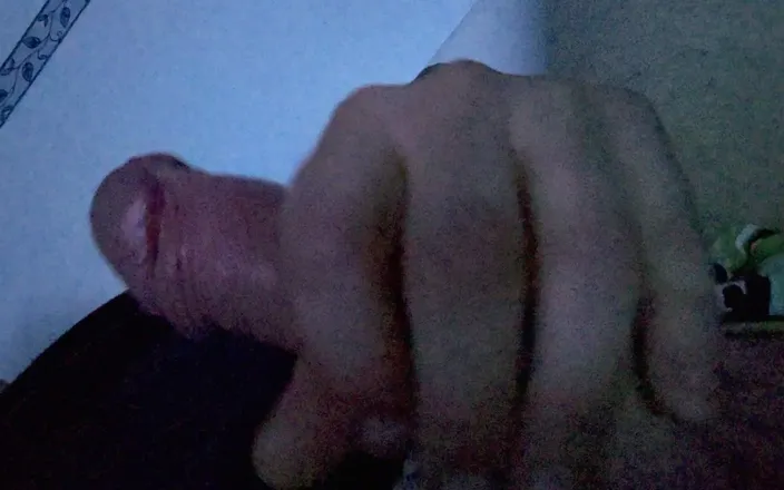 Fuzzy xxx: Cock &amp; Play