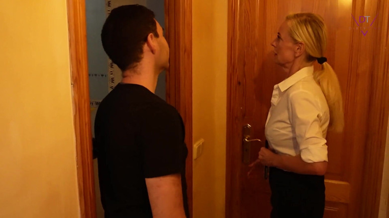 Dirty Tina: The Perverted mallorca Real Estate Agent