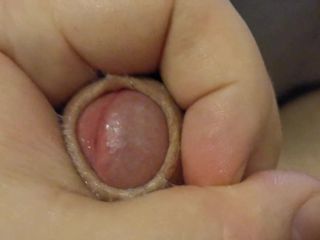 Uhri: 내 정자를 맛보고 싶으시나요?