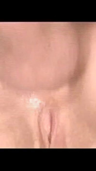Real vintage milf com belas tetas fodida e gozada na boca por dois grandes paus