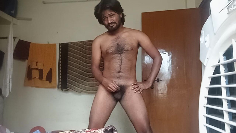KUMBHA MANOJ KUMAR: Indický zábavný gay