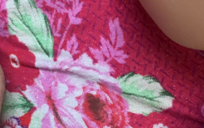 Riya mickey: Lei implorò di più e le ho dato di tutto