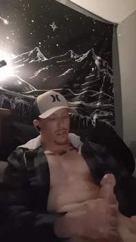 Jerking off to Porn for a Massive Cumshot