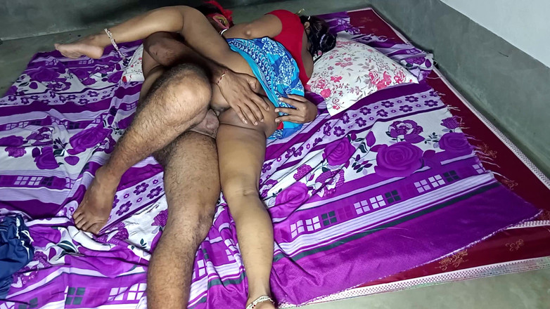 FireeCouple: Nevlastní sestra byla přistižena při masturbaci a pak ji tvrdě...