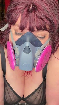 Respirator Girlriend 2