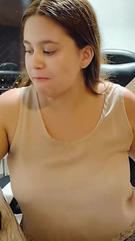 Nicole fyller sitt snuskiga jag och får allt smord