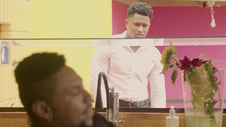 Maicon Vinicius: Makelaar neukt de kont van zijn sletterige vrouw