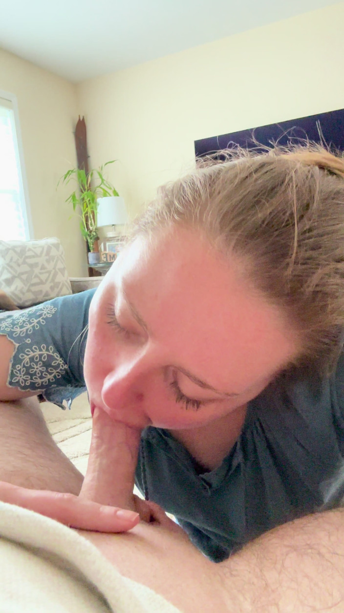 BeautfiulBJ25: Slow and Sexy Blowjob From Wife