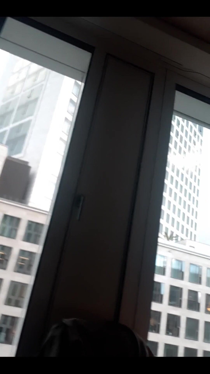 Boy jerking off: Tôi đang ở Berlin trong khách sạn đã nứng