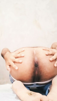 Desi Boy Showing Ass