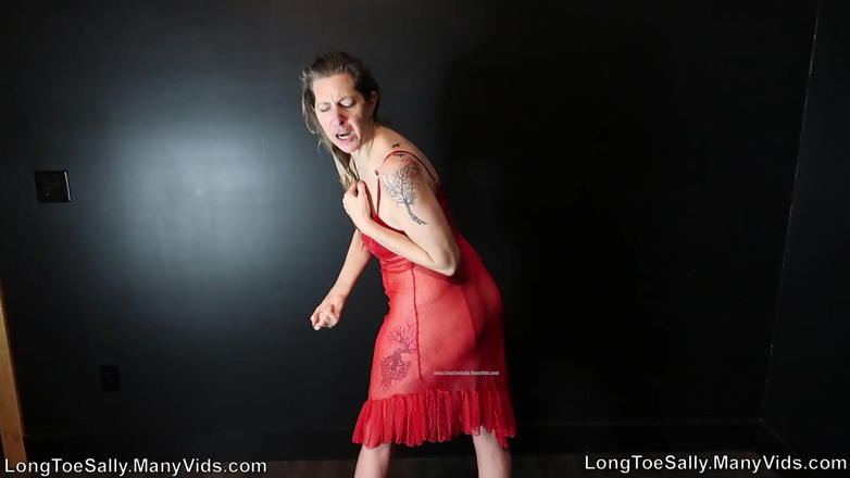 Long Toe Sally Big Buns: Supersized MILF Pov3