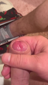Penis muda close-up di lokasi dan posisi yang berbeda