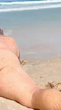 32分钟的退休教练尿在床上