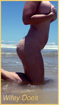 Wifey Loves to Enjoy the Beach Nude