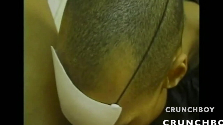 Bitch Girl Video: Double pénétration anale et chatte avec des amis avec creampie