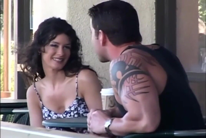 American Idol X: Futai anal cu un tip musculos tatuat