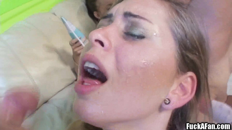 Fuck a Fan Studio: Riley Reid și BFF Suge N Futai norocos Cur Penis, Gawd...