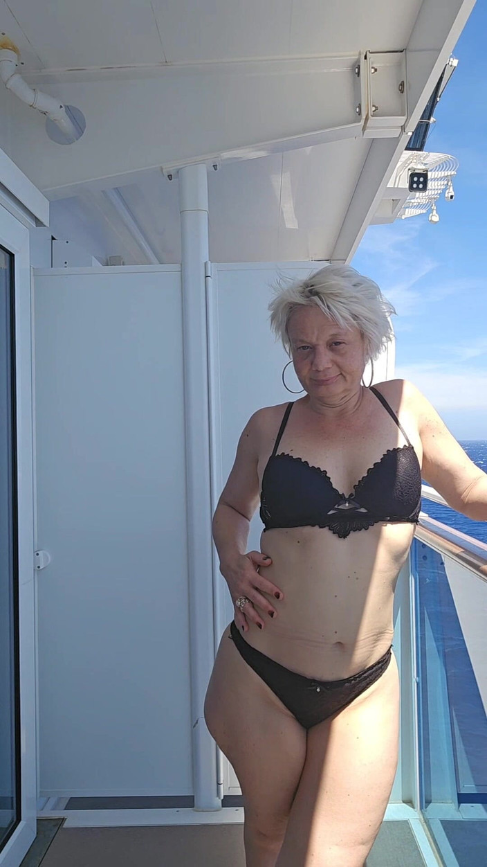 Sofy13: Ciao, sono tornato da una crociera. Spero che tu stai...