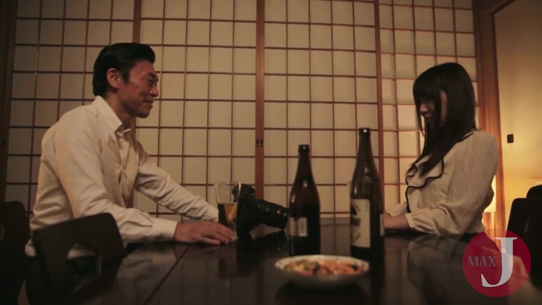 Asian happy ending: Bonita morena asiática buceta fodida com força