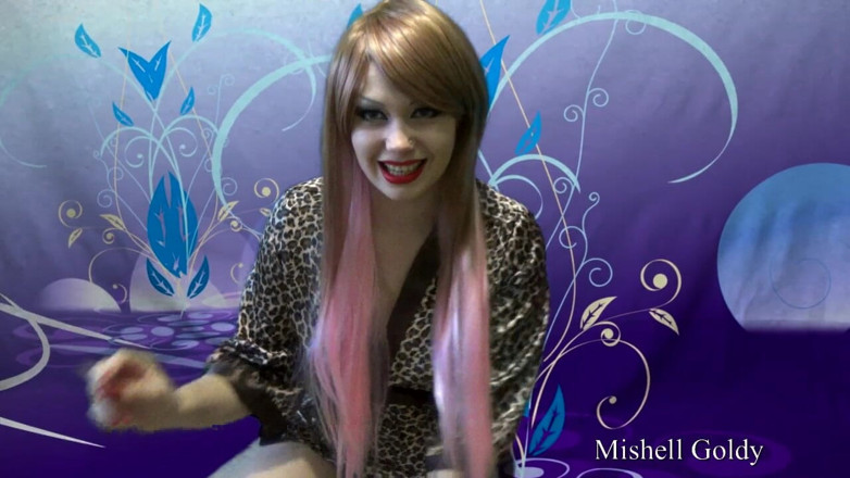 Goddess Misha Goldy: Kom klaar over mijn sexy benen!