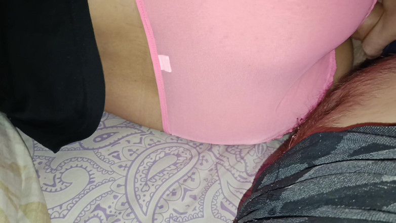 OniSoi: Ketika ibu tirimu dengan memek sempit ada di ranjangmu, spermamu...