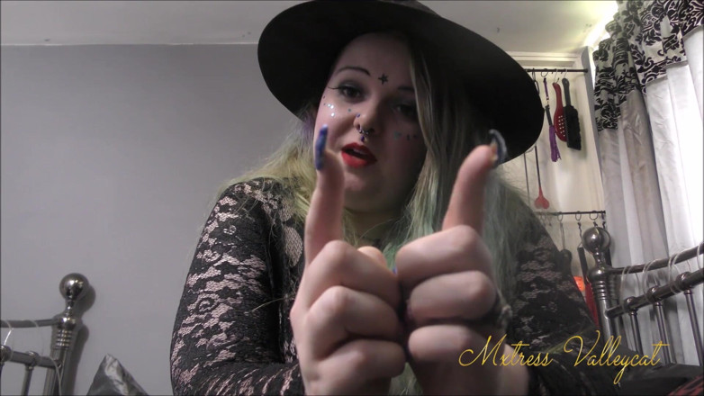Mxtress Valleycat: Penis shrinking spell