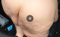 HerculesnVENUS: 当他和这个婊子做完后，他把她推到花边