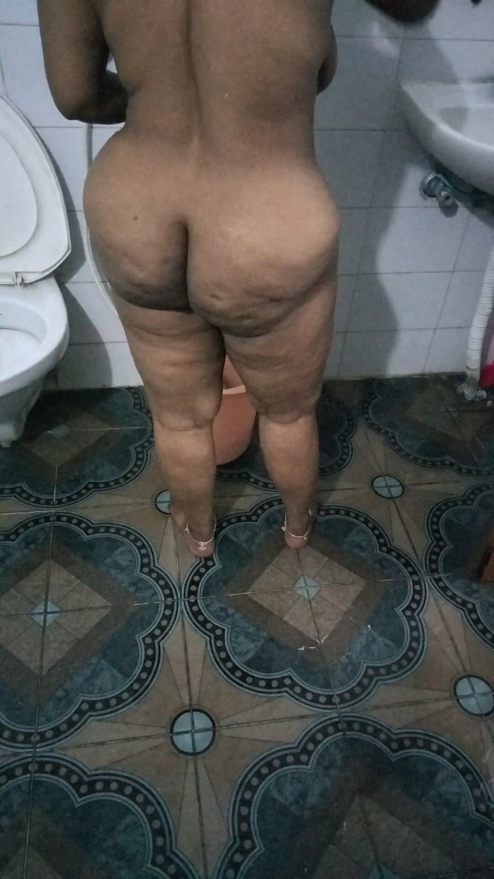 Tamil lesbian: Badewanne heiße tamilische sex-paare