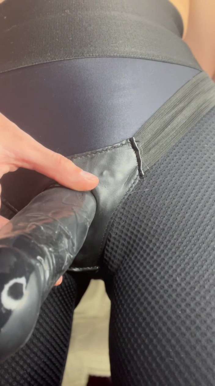 Skinny_lady69: Pantat awak Milik Saya, Si jalang banci