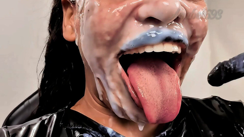 anabel693: Extreme Facial, Huge Natural Curves and Glossy Latex