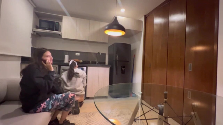 scarlettandc: Сусід завжди грає в бажання бути лесбійкою