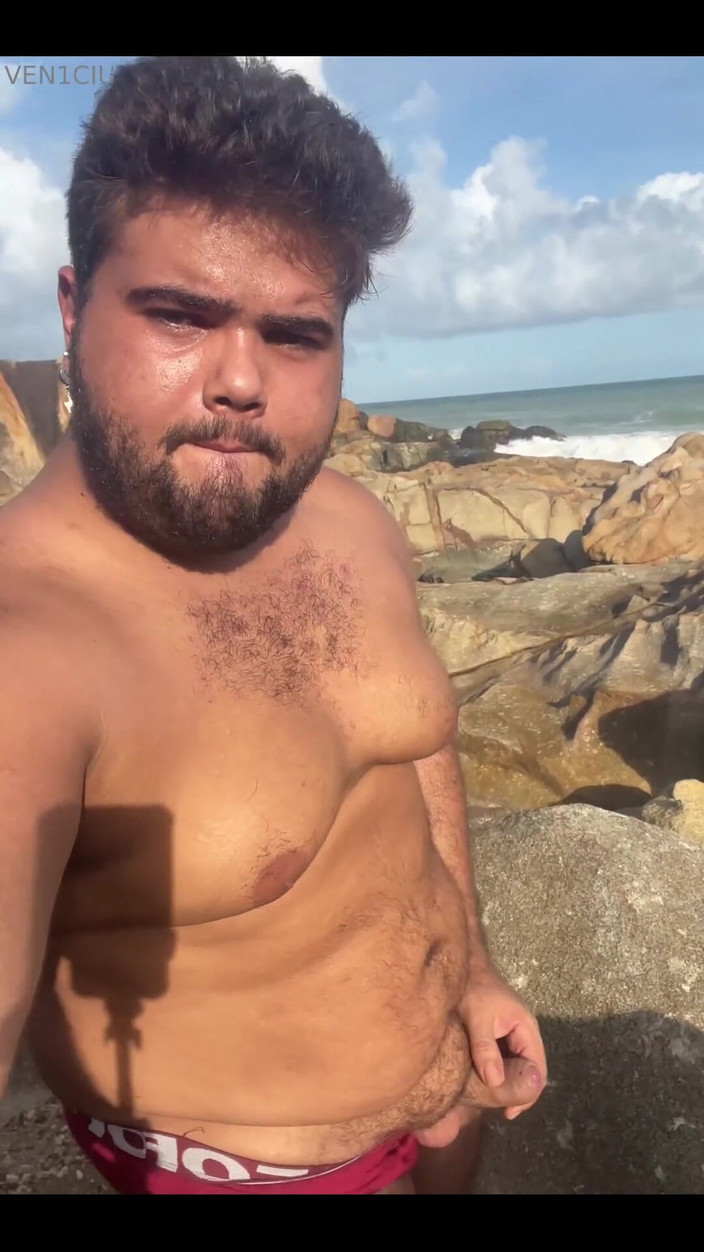VEN1CIU: Et je suis allé me masturber sur la plage