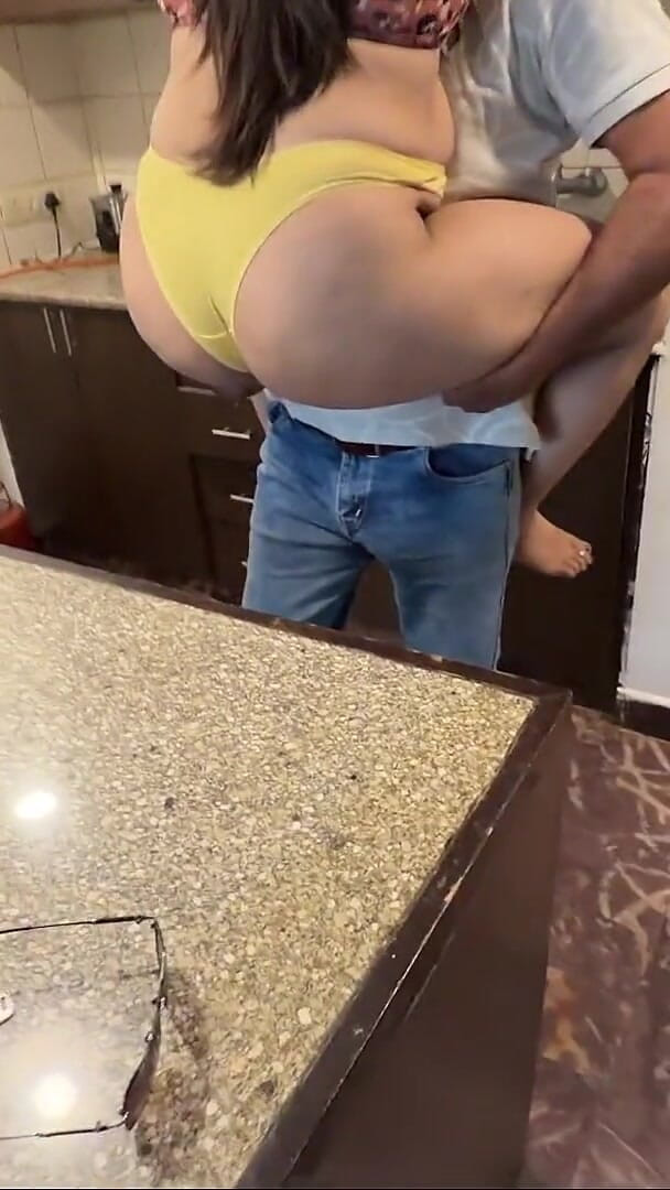 Nj roxzz: Después De Ver a Mi Esposa Que El Toro No...