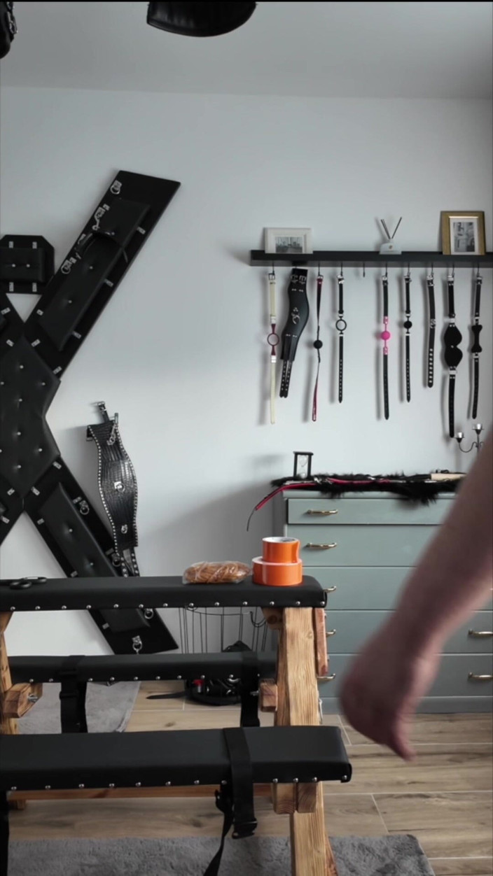 Elena917: Cycki bondage, zaciski do sutków, uprawy klapsy