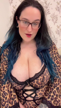 Sexy milf roztahování kundičky JOI