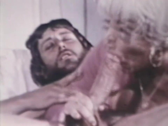 Vintage megastore: Ultra blonde mature chick loves young dicks