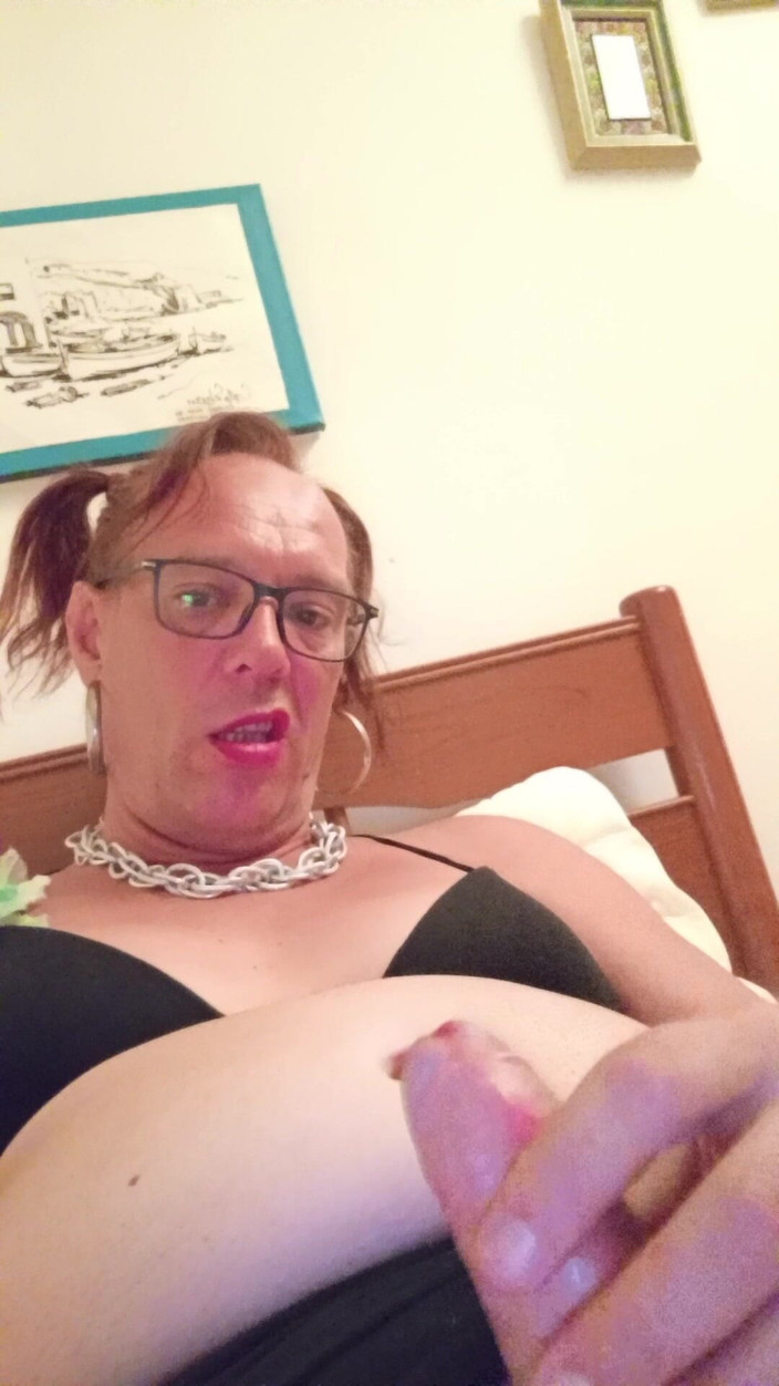 Vickysucker: Sexy Solo