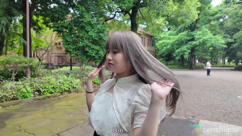 Tenshigao: 사랑스러운 창녀인 히나코 루카와