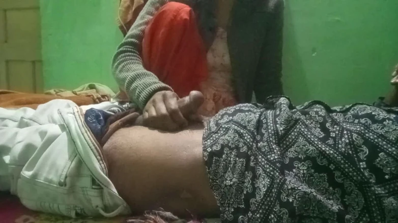 Sister-in-law Cut Chutney From Younger Brother-in-law