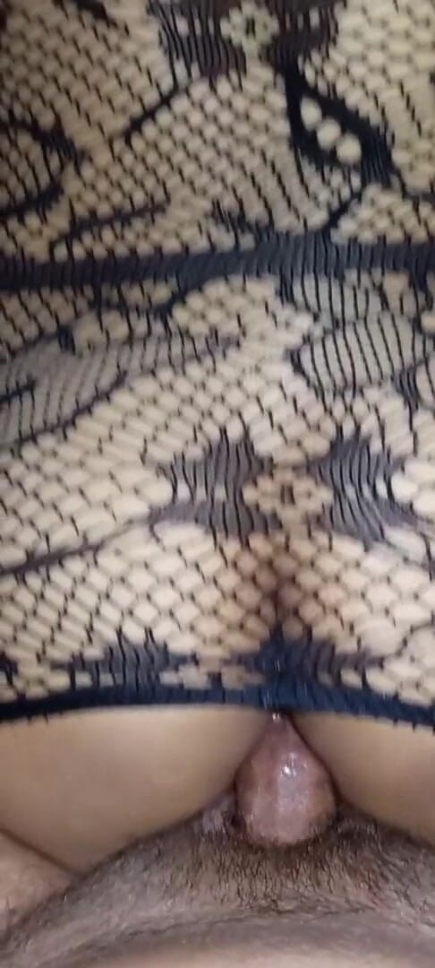Mxfun30: Milf latina dengan pakaian dalam disetubuhi dari belakang, pantat sempurna...
