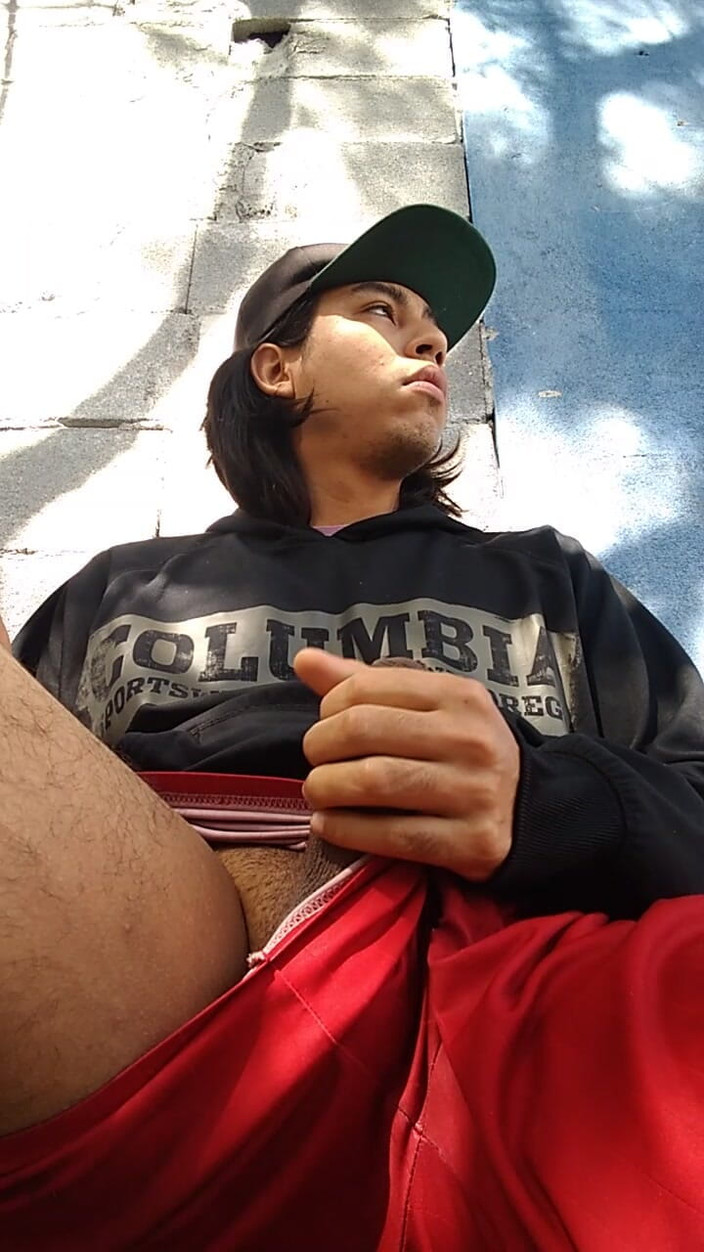 AlexAlejandro13: Esse cara de manhã é um grande babaca