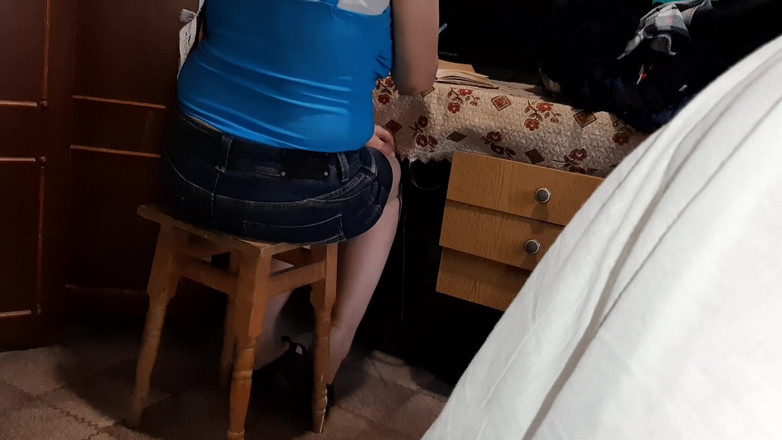 Lesbian-illusion: Přítelkyně mého souseda mě probudila pod dekou s Lízáním