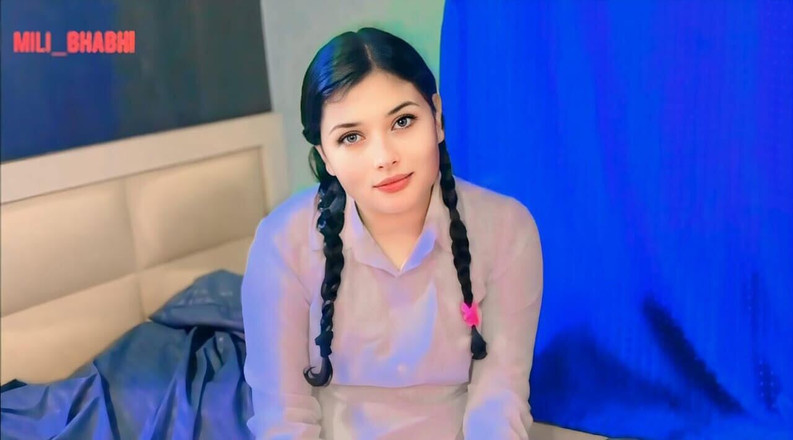 Mili bhabi: Indiana linda universitária com namorado xxxx mms, indiana desi village...