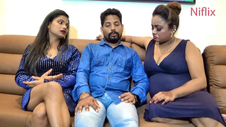 Anjalisingh_sexy: Un manager ha tradito le sue due donne dipendenti e...