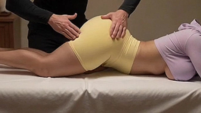 Animate golden: Stepdad Giving Oil Massage to His Petite Big Ass Stepdaughter