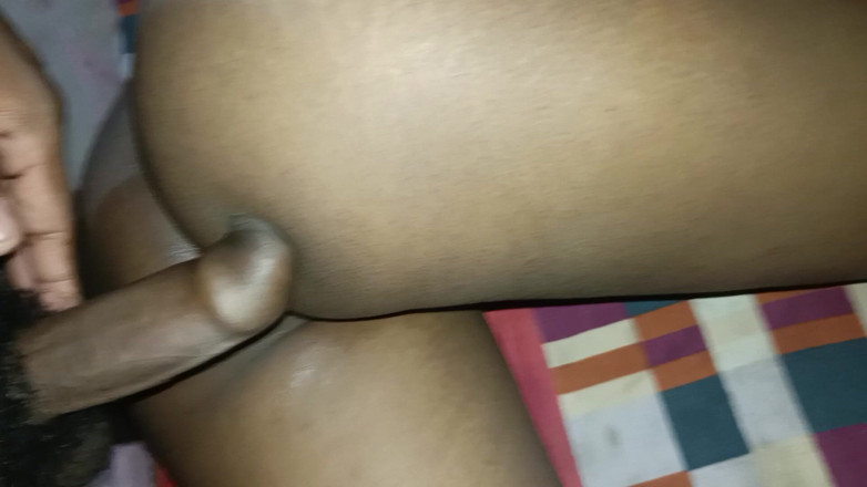 Sdxx: Stiskl jsem Bhabhi prsa a udělal jsem mléko ven