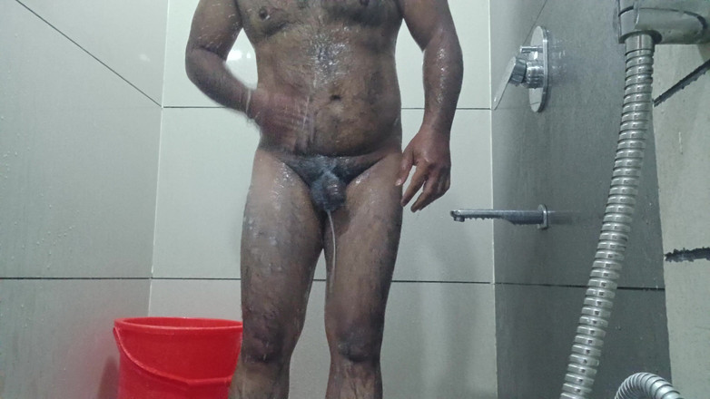 Austin Rose: Ateşli daady çıplak banyo gösterisi